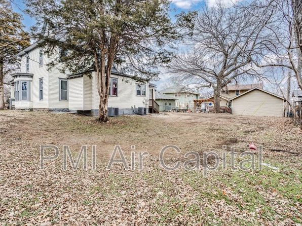 911 W Central Ave, El Dorado, KS