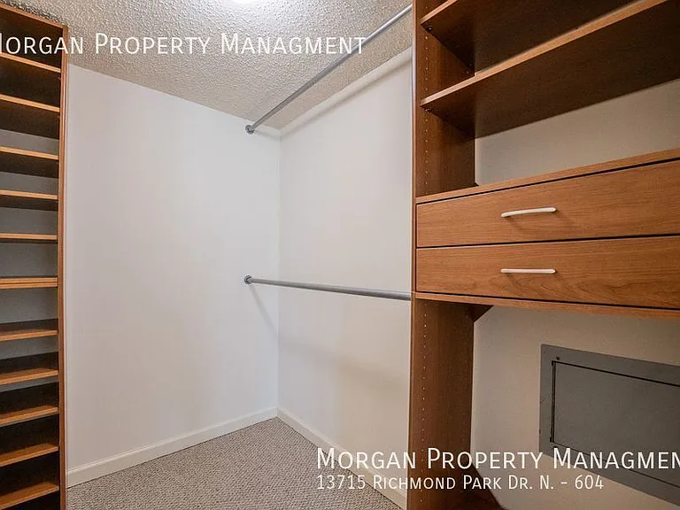 13715 Richmond Park Dr N #604 — Photo 28