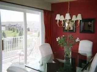 14210 Chesapeake Cir, Walled Lake, MI