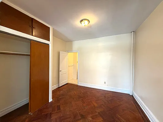 Bedroom, photo 2