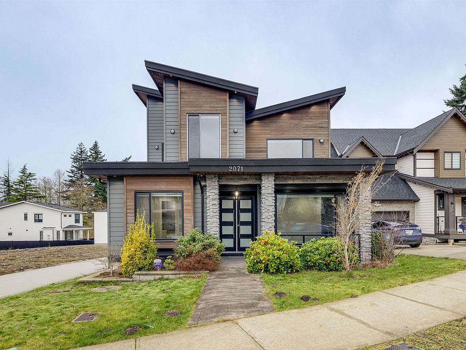 1st image of 2071 165th St