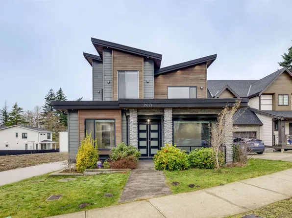 2071 165th St, Surrey, BC V3Z 0V5
