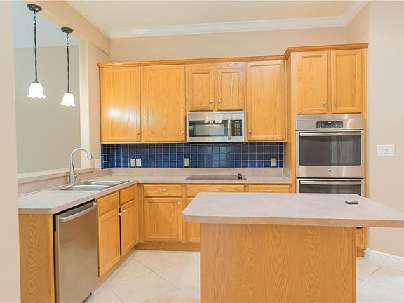 3rd image of 14728 Green Valley Blvd