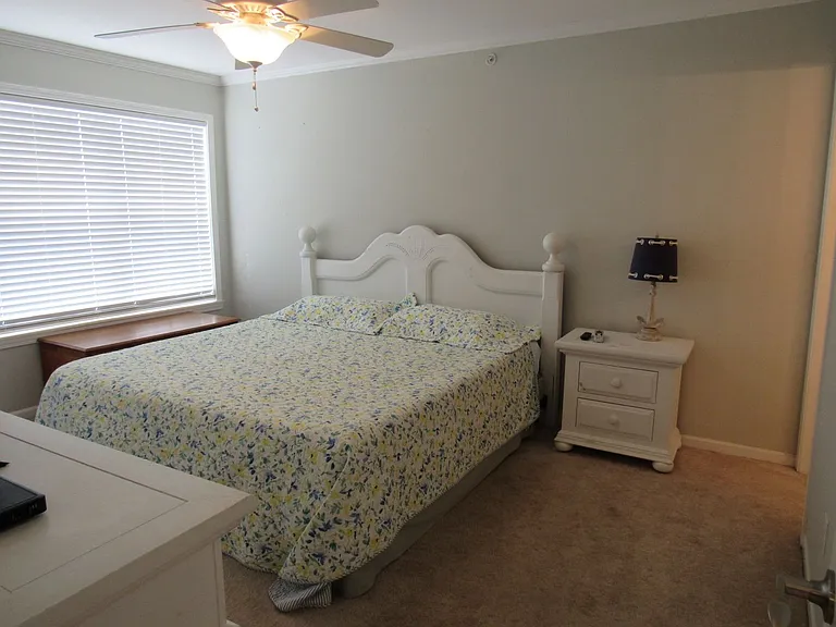 549 Park Place Dr #1D — Photo 16