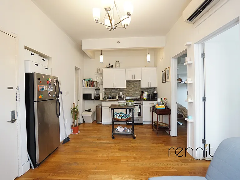 453 Franklin Ave #2B — Photo 6