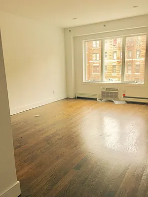 Rented by Really NY LLC | media 18