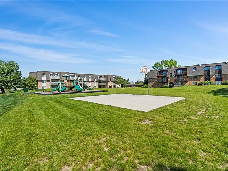 Resident Basketball Court