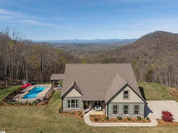 241 Mountain Lookout Dr, Bostic, NC 28018