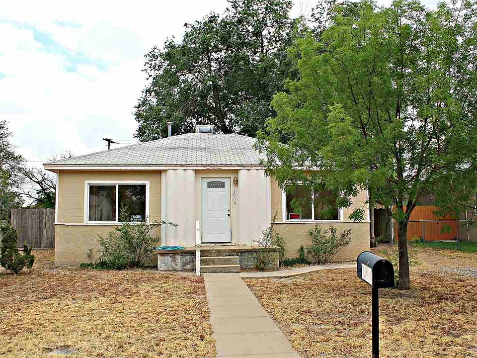 1st image of 1004 Crescent Dr