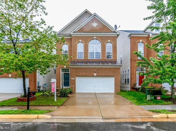 8352 Middle Ruddings Dr, Lorton, VA 22079