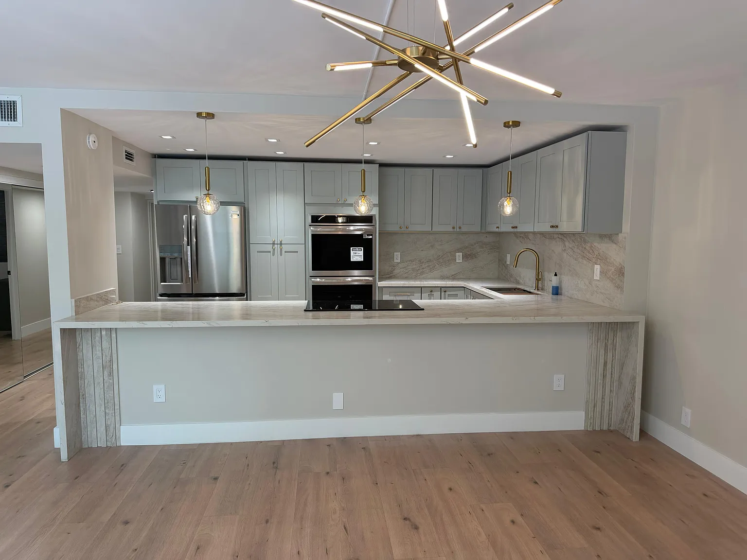 4 bed, 1380 sqft, $4,000 — Photo 1