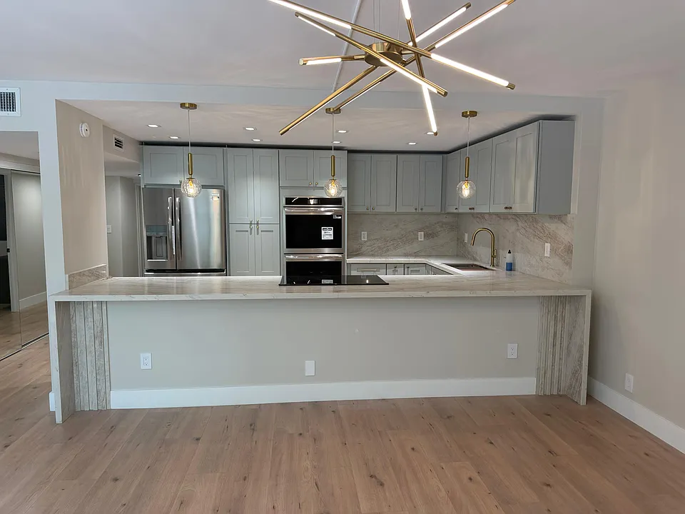 20441 NE 30th Ave #202-9