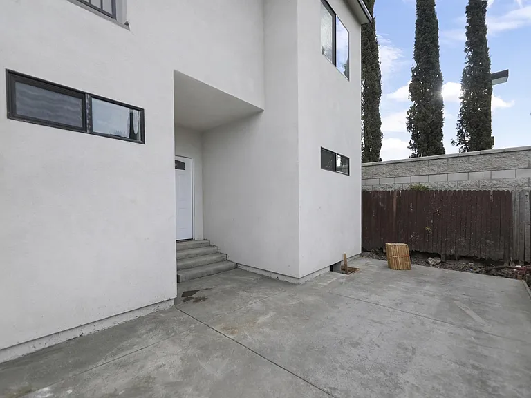 5313 Hewlett Dr — Photo 11