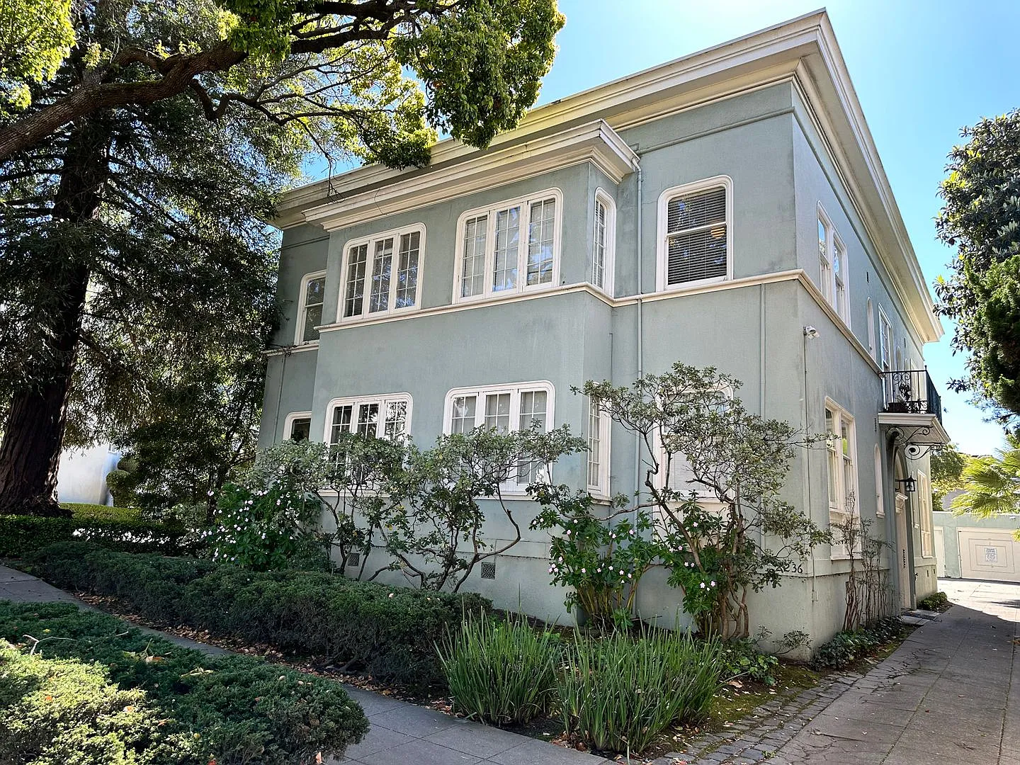 Hill Durant — Photo 2