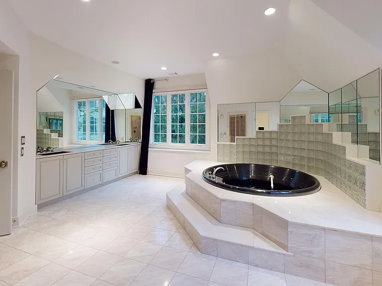 9629 Eagle Ridge Dr — Photo 36