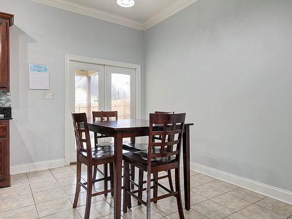 4th image of 104 Fox Creek Dr