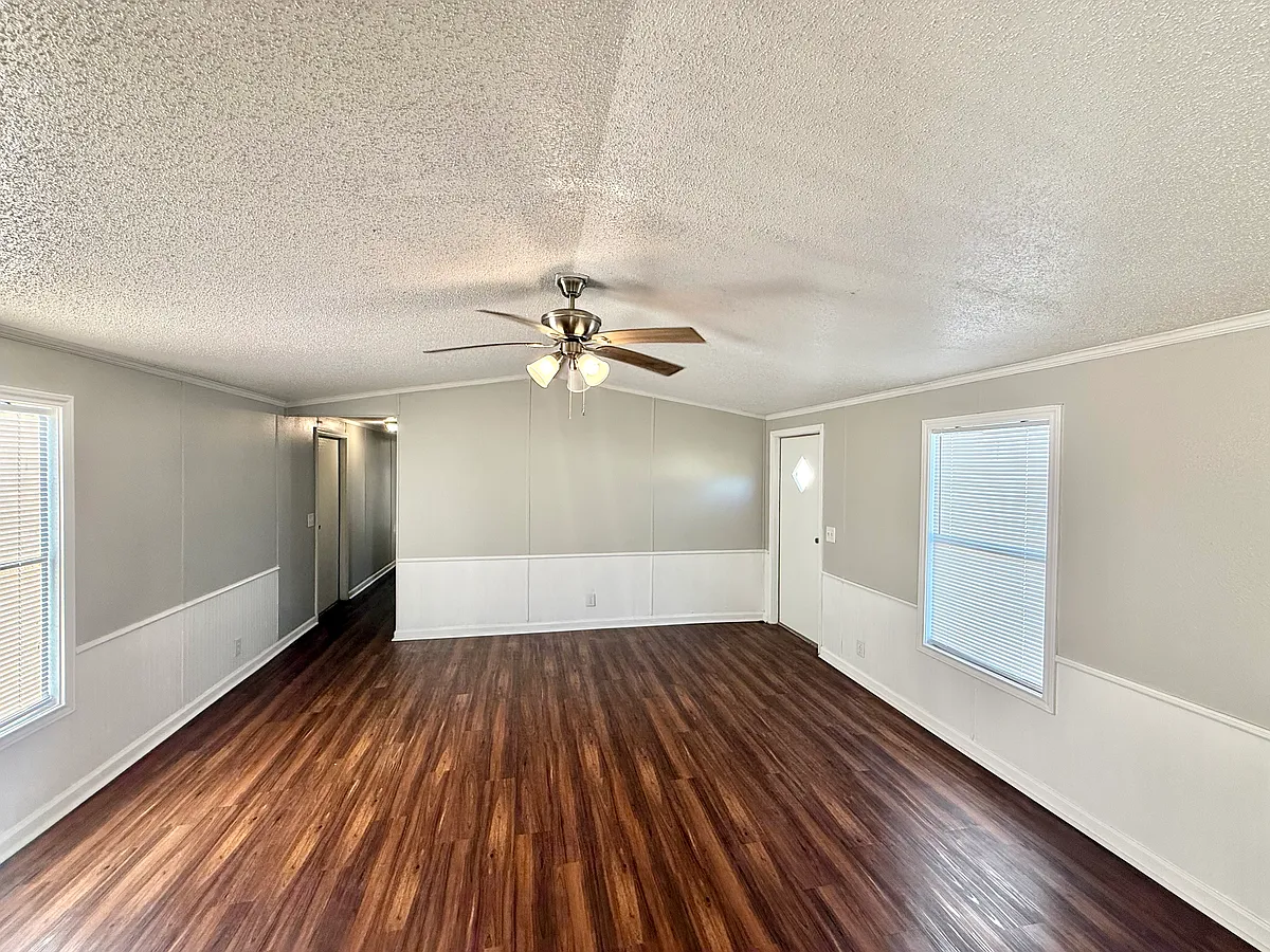Building Photo - 4619 Rhoda Ln