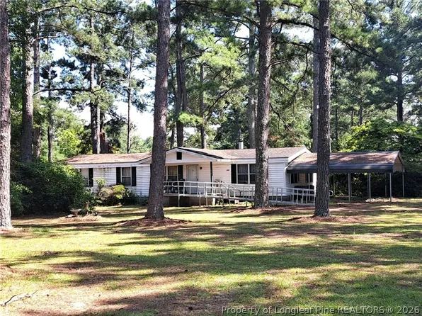 1710 Rockfish Rd, Raeford, NC 28376