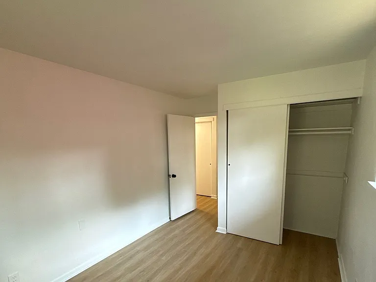 2200 Yorkshire Pl — Photo 10