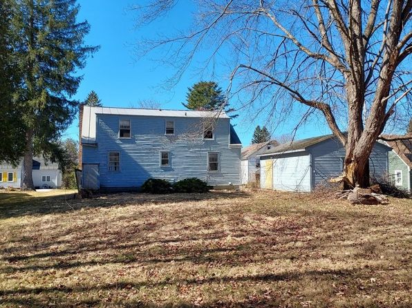 6 Avenue B, Rutland City, VT 05701