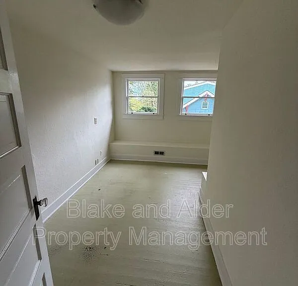 7824 SE 11th Ave — Photo 20
