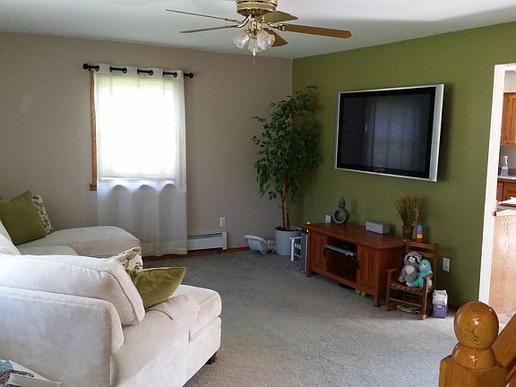 Living room NW corner