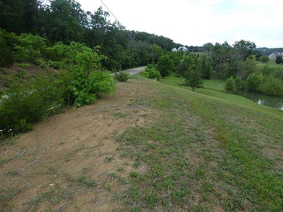 5th image of 1887 Indian Creek Rd
