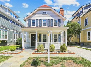 32 E Linden St, Alexandria, VA 22301