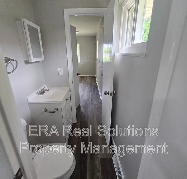 849 Byron Ave — Photo 11