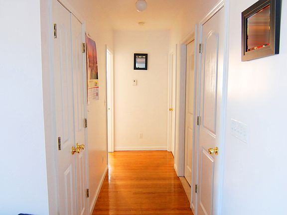 4th image of 8696 18th Ave #2A