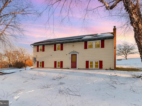 1577 N Penryn Rd, Manheim, PA 17545