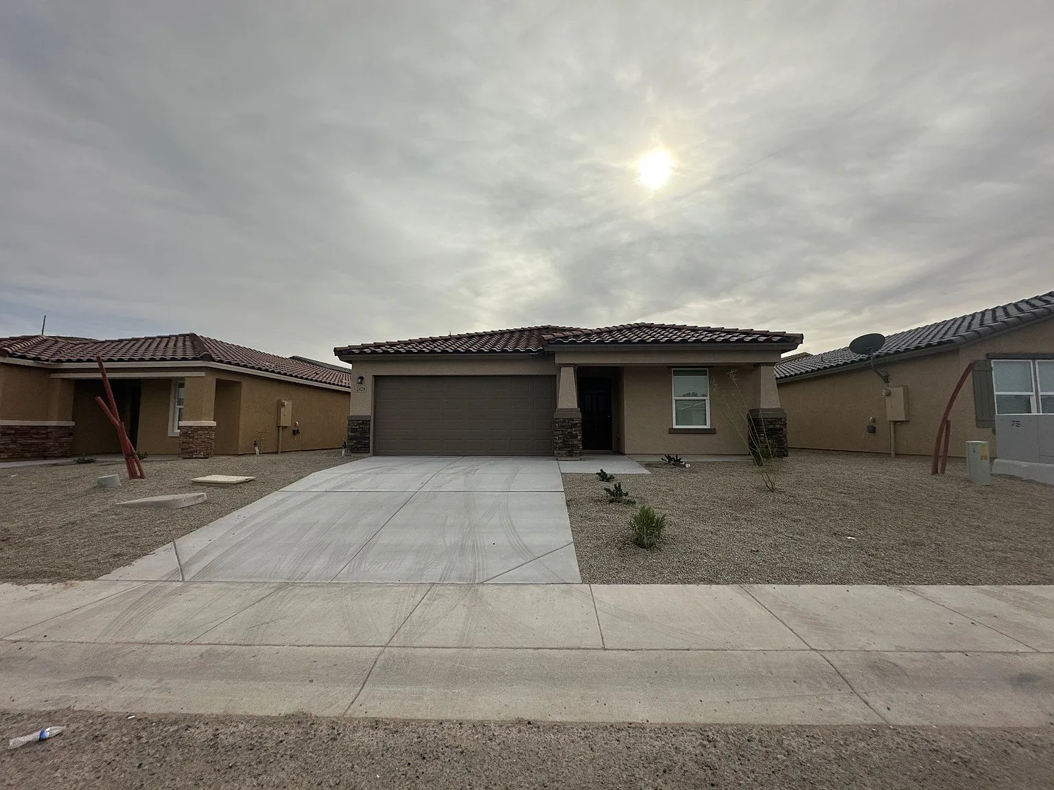 2428 Pesuna Dr — Photo 2