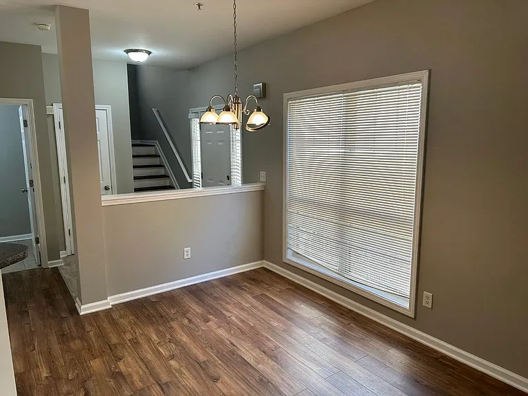7040 Biltmore Trce — Photo 10