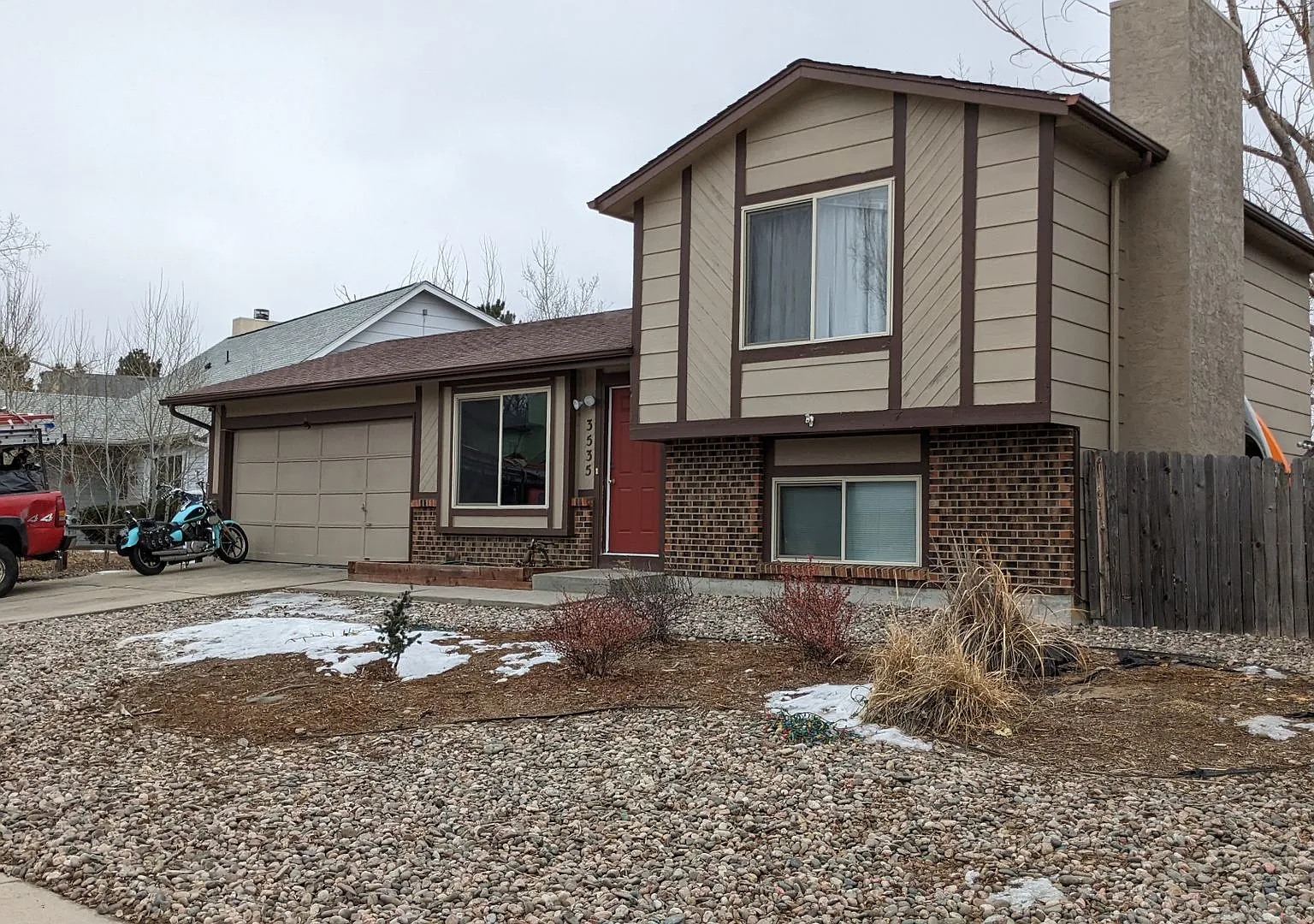 3 Bedroom Home in D20 Available Now! — Photo 1