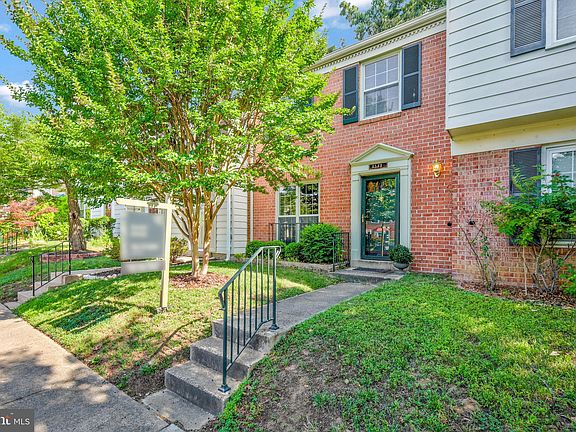 2nd image of 6566 Yadkin Ct