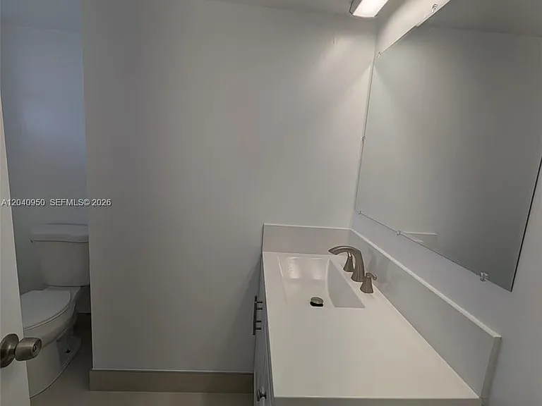 1750 NE 191st St #622-3 — Photo 13