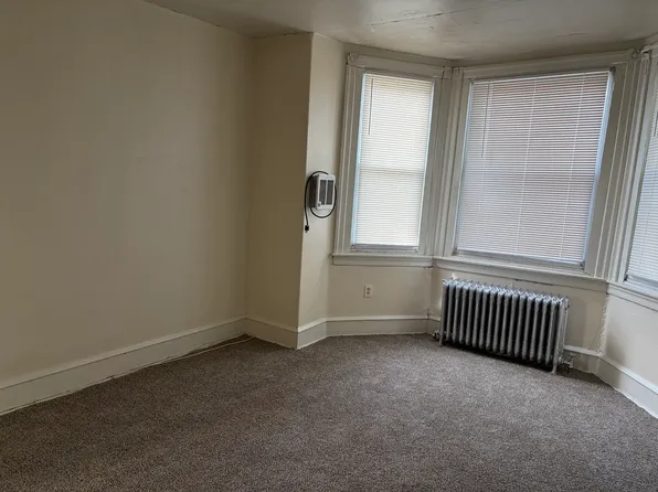 734 W Roosevelt Blvd Floor 2, Philadelphia, PA 19140