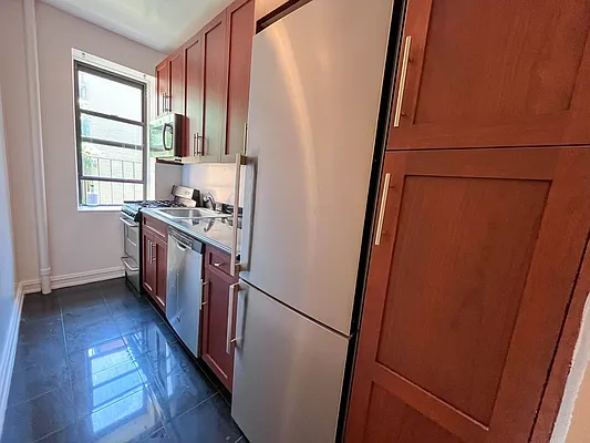 Rented by Corcoran | media 12