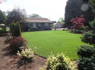 923 S End Rd, Oregon City, OR 97045