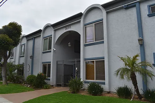 1450 Iris Ave Photo 1