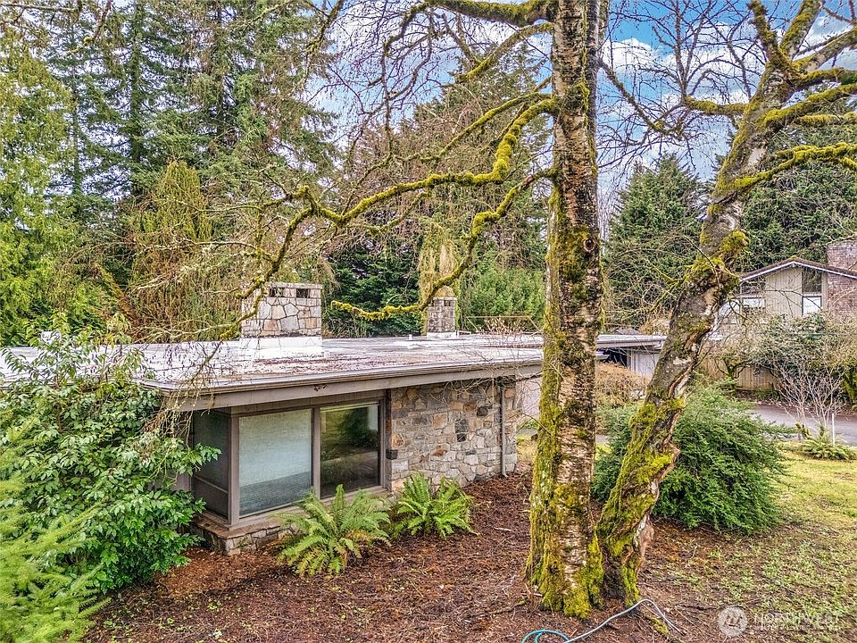 1st image of 700 Reiten Road