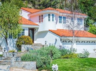 100 Saddlebow Rd, Bell Canyon, CA 91307