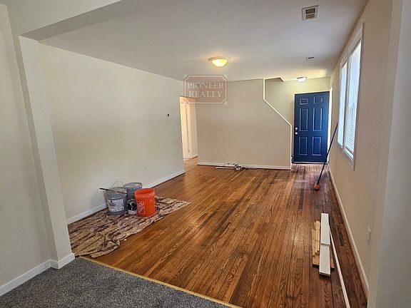 5th image of 316 Brandon Rd