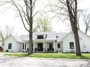 12075 Oakmont Dr, Conneaut Lake, PA 16316