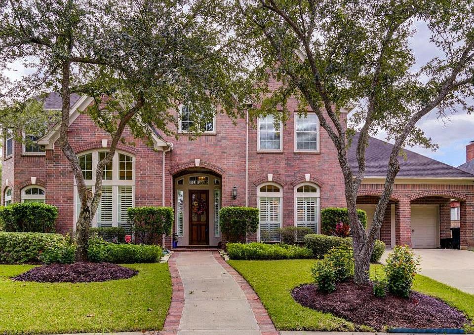 1st image of 15418 Rocky Oak Ct