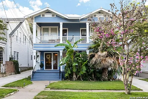 141 E Woodlawn Ave #1 Photo 1
