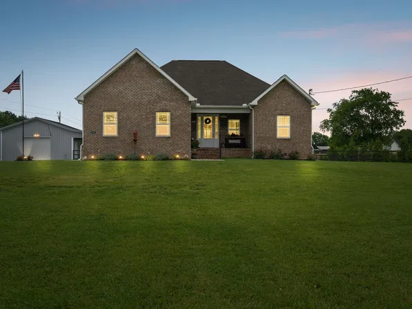 4731 Lunns Store Rd, Chapel Hill, TN 37034