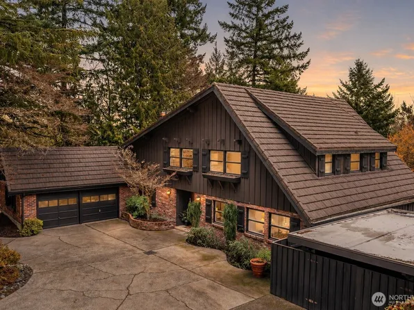 16521 NE 1st Place, Bellevue, WA 98008
