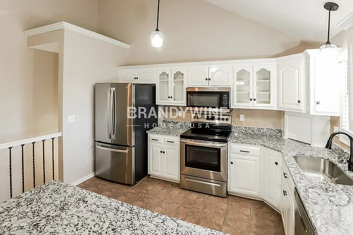 303 Amesbury Dr — Photo 8