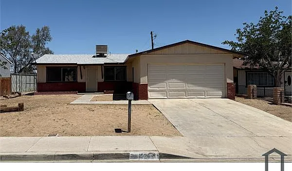 1525 Sunrise Rd — Photo 1